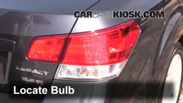 2010 Subaru Legacy 3.6R Limited 3.6L 6 Cyl. Luces Luz trasera (reemplazar foco)